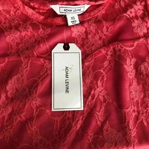 🆕Adam Levine Lightweight Coral Lace Blouse XS 🆕 - Picture 3 of 5